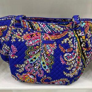 VB Iconic Glenna Tote Romantic Paisley
